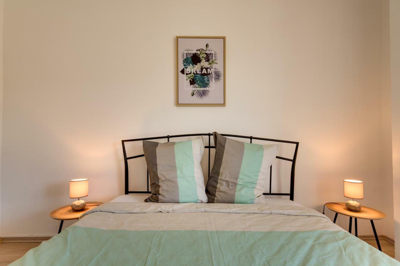 Cozy Apartment Stana In Grebastica ชิเบนิก ภายนอก รูปภาพ
