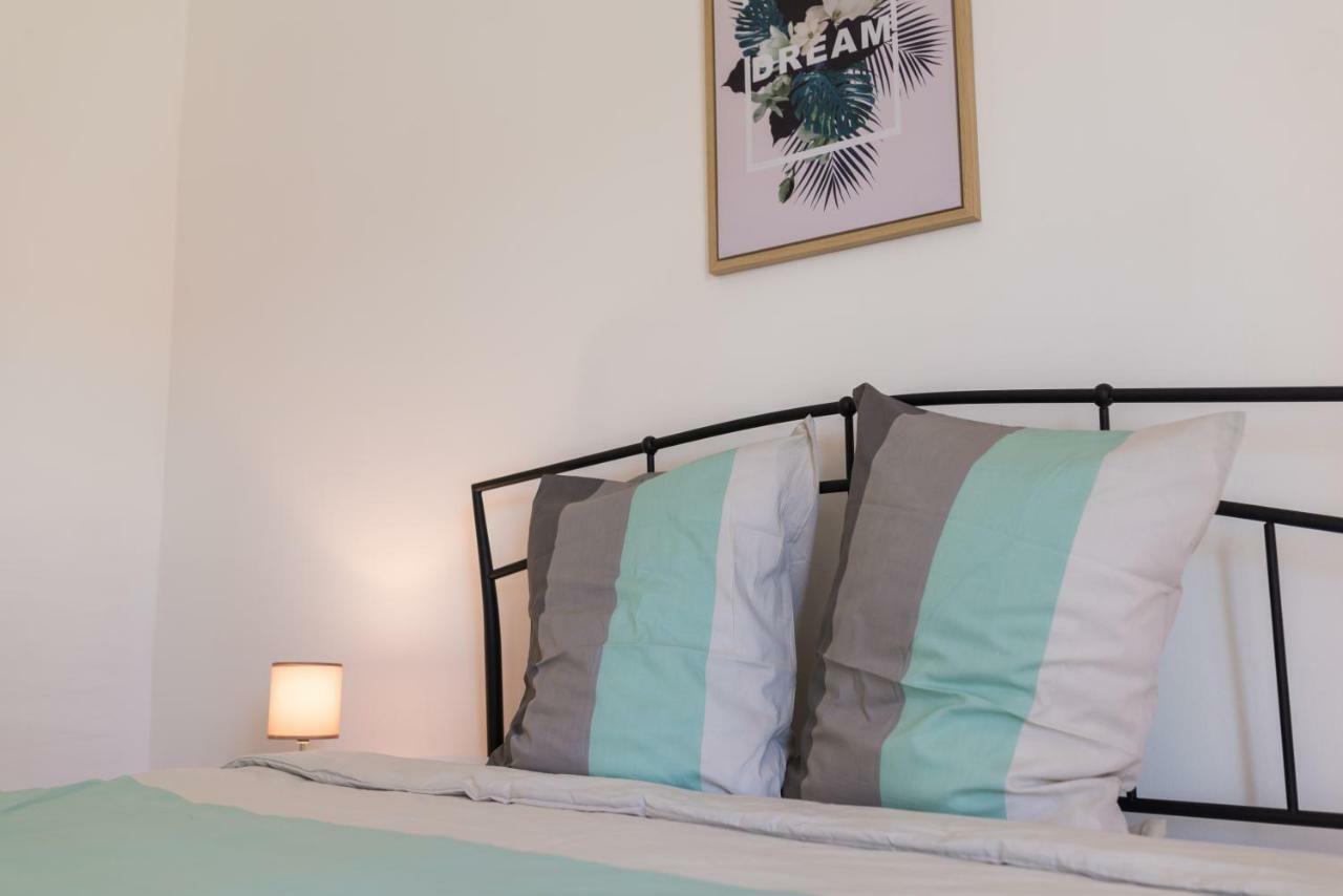 Cozy Apartment Stana In Grebastica ชิเบนิก ภายนอก รูปภาพ